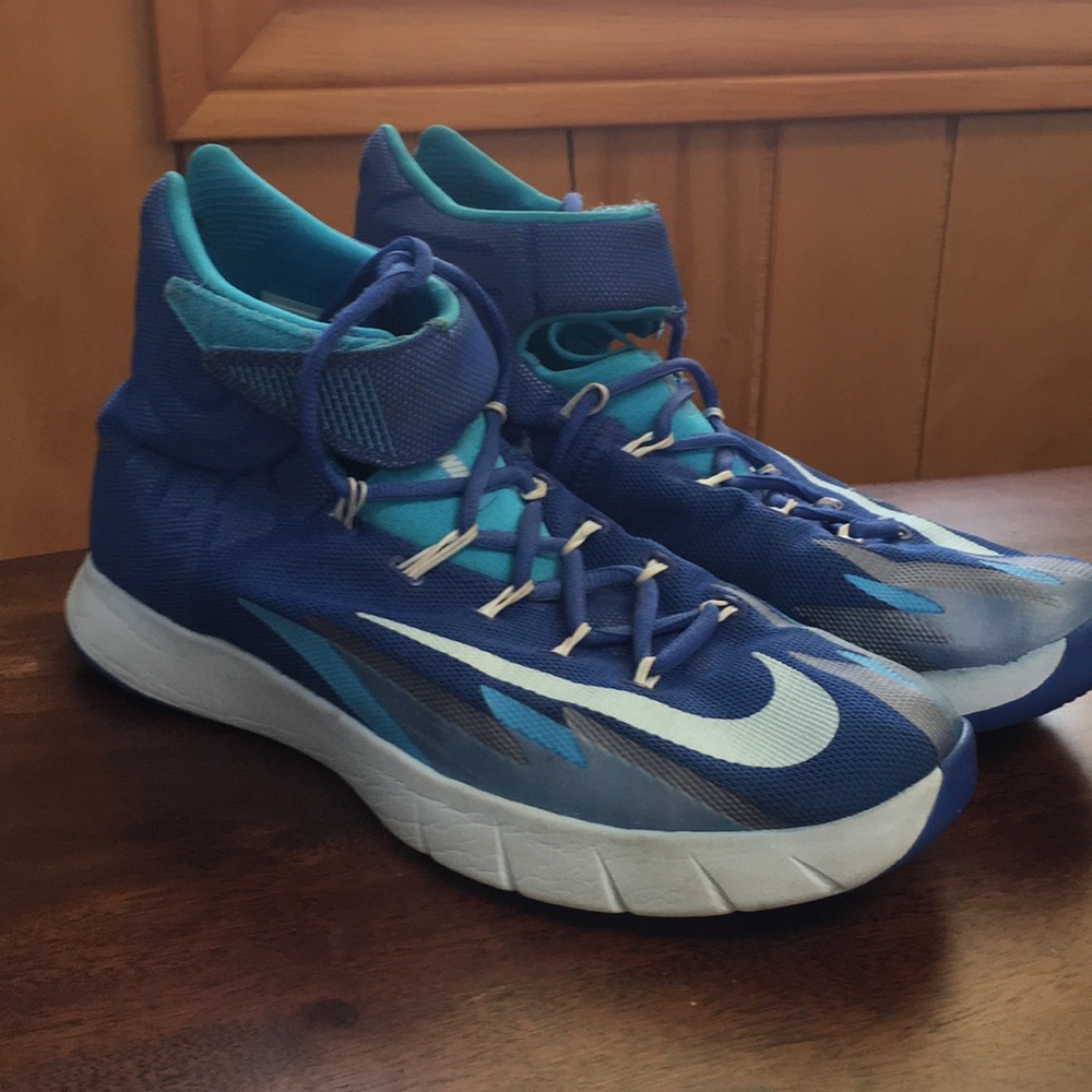 Nike hyperdunks size 10 men’s